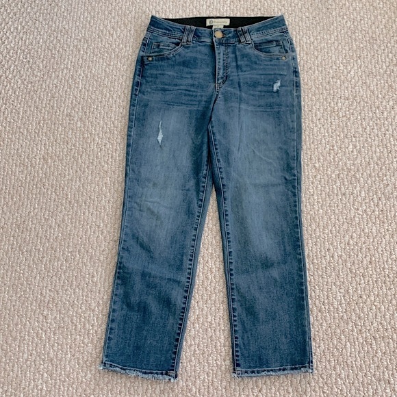 Democracy Frayed Hem Distressed Crop Jean - Picture 1 of 13